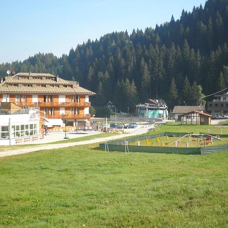 Hotel Cristallo Folgaria Extérieur photo