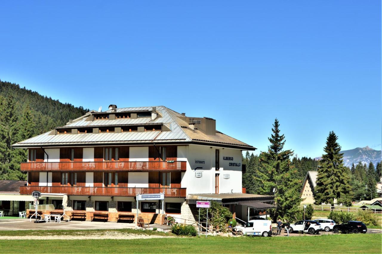 Hotel Cristallo Folgaria Extérieur photo